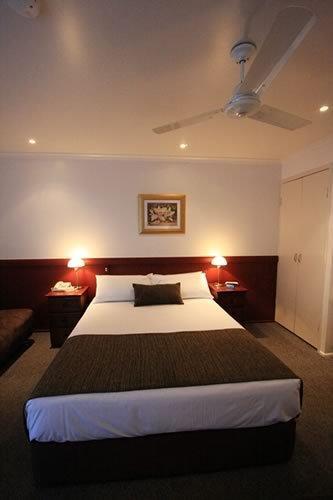 Central Studio Accommodation Gladstone Quarto foto